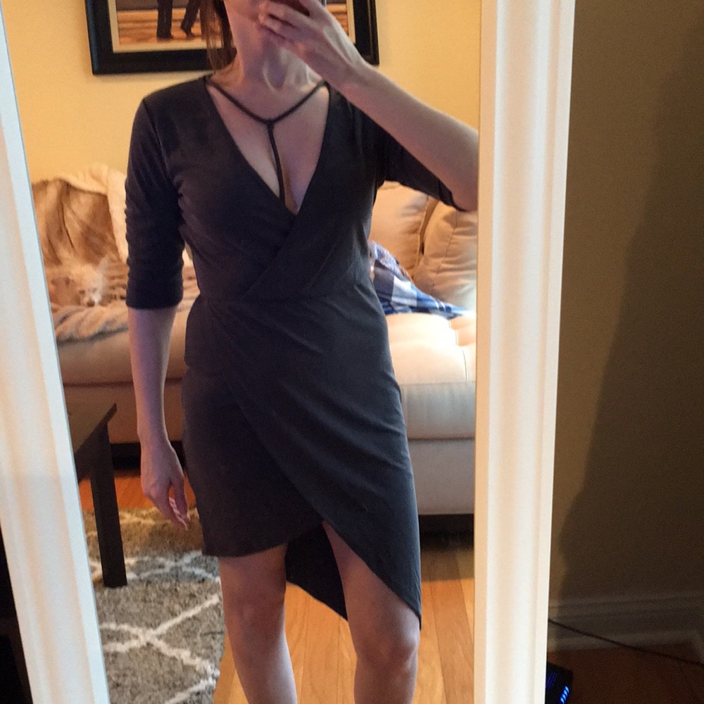 Clearance! Brand new! 3/4 Sleeve Bodycon Dress - Picture 3 of 4